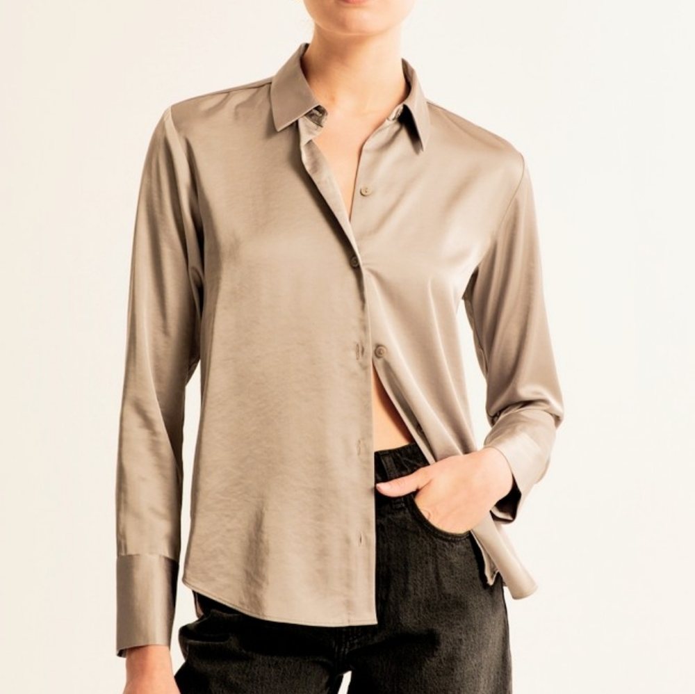 Abercrombie & Fitch Cream Satin Button Down Shirt